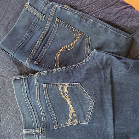 Riders by Lee "Indigo" Pull On Stretch Jeans 12M or 12P Excellent Condition - Picture 8 of 10